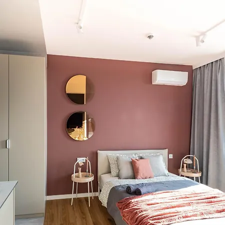 Wiktoryn 234 Superapart - With Air Conditioner Warsaw